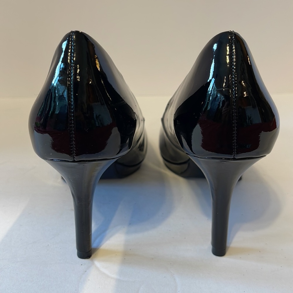 Bandolino Open Toed Black Patent Leather High Heel Dress Shoes - Picture 6 of 11